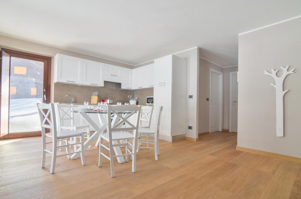 Appartamenti Residenza Anderbatt 그레소니라트리니테 객실 사진